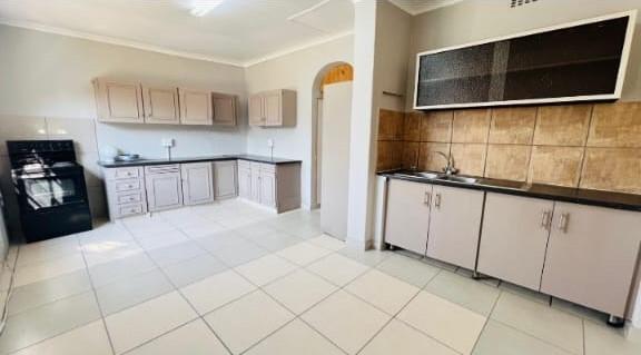 3 Bedroom Property for Sale in Miederpark North West